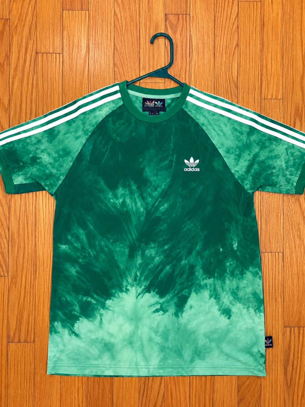 Adidas x Pharrell Williams T-shirt Size Men’s Medium